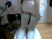 南韓粉紅小乳頭穿膝上襪可愛蘿莉在攝像頭裸體